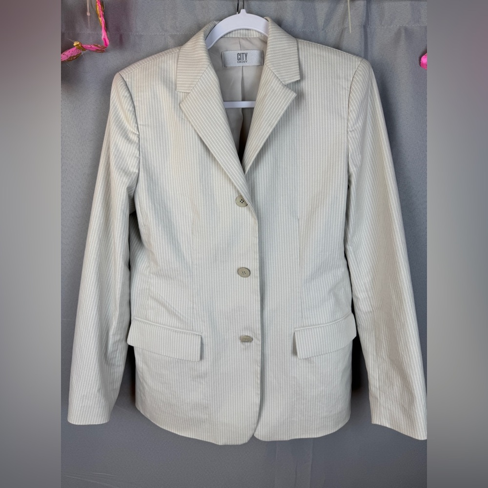 City DKNY Three Button Blazer- Size 10